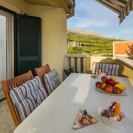 Apartments Leon Podstrana Rum bild