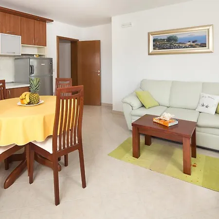 Apartments Leon Podstrana Rum bild