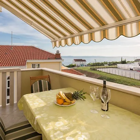 Apartments Leon Podstrana Rum bild