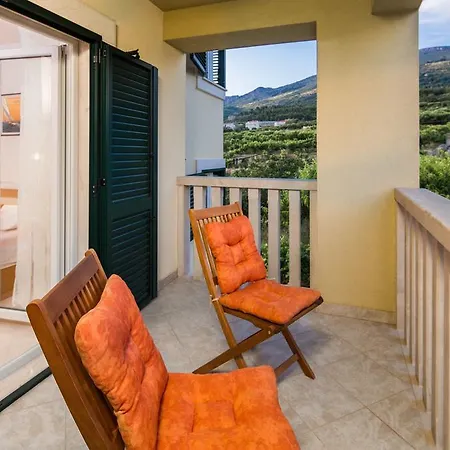 Apartments Leon Podstrana Rum bild