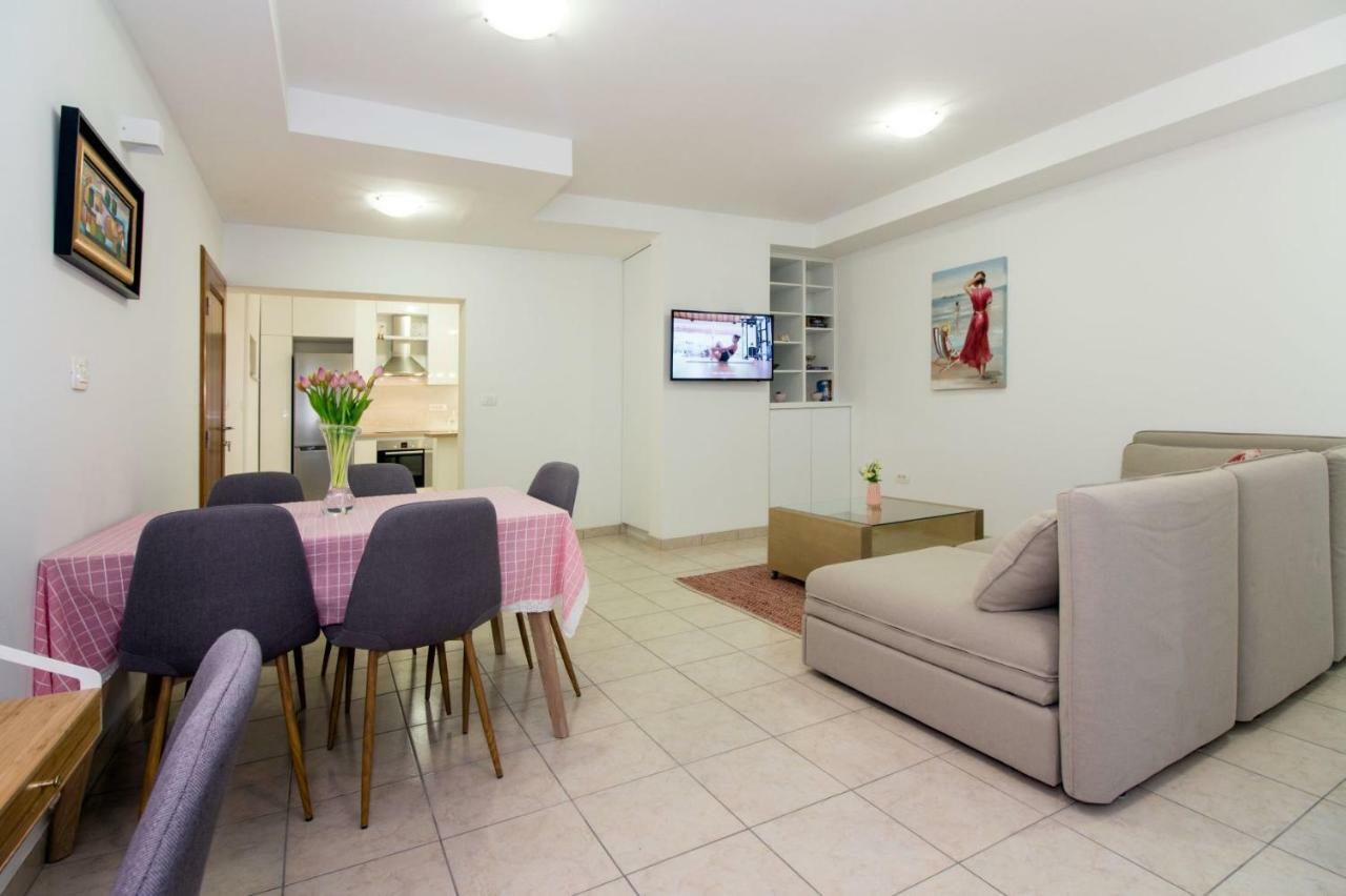 Apartment Leon