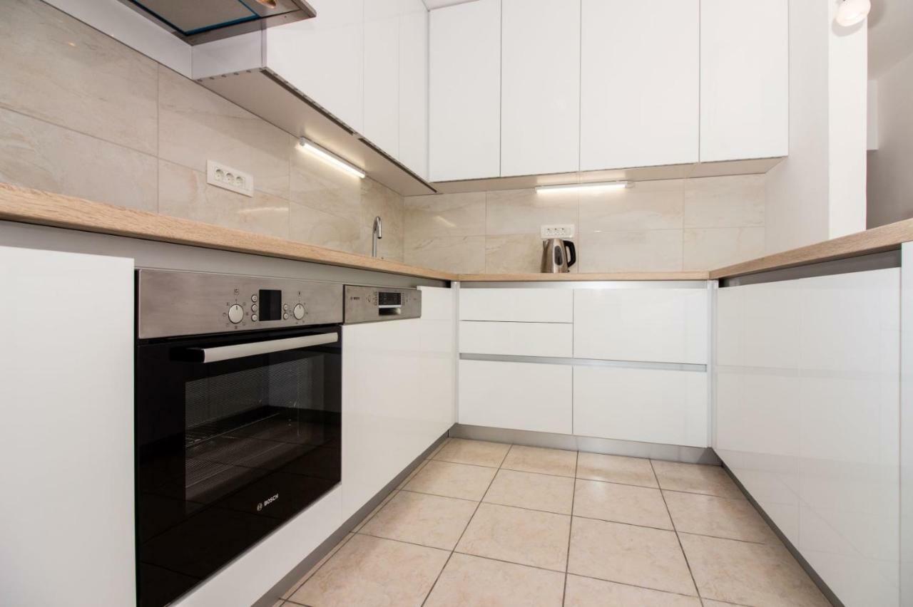 Leon Apartment *